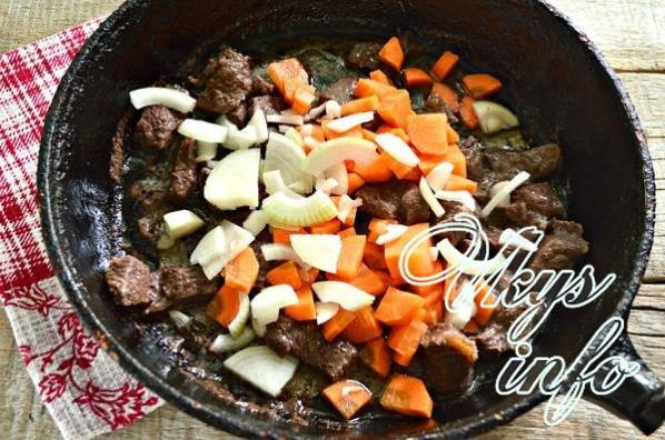 Рулетики из баклажанов с сыром и чесноком