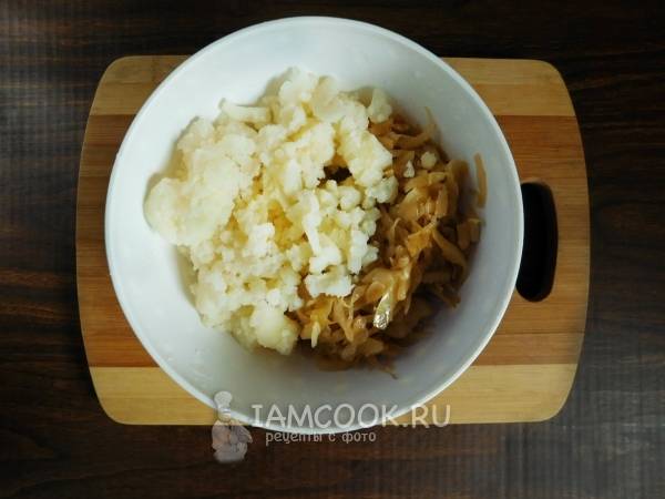 Вареники с квашеной капустой