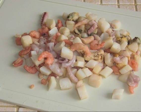 Салат с морепродуктами
