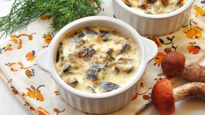 Жульен в картошке с грибами и сыром