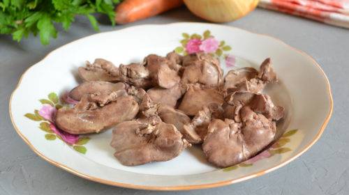 Салат с куриной печенью