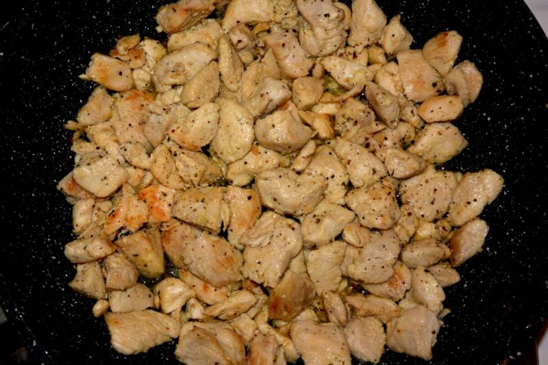 20 простых и вкусных салатов, которые подойдут на все случаи жизни