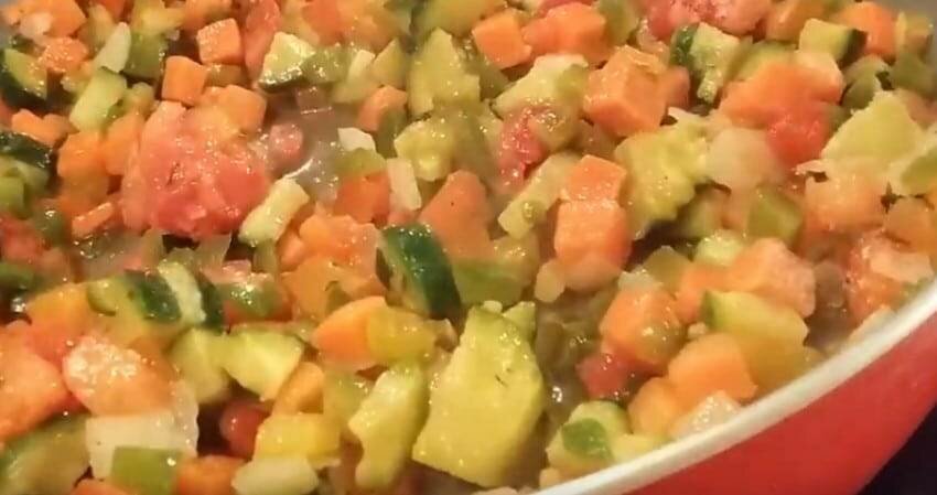 Простые и доступные рецепты сытных салатов с кускусом