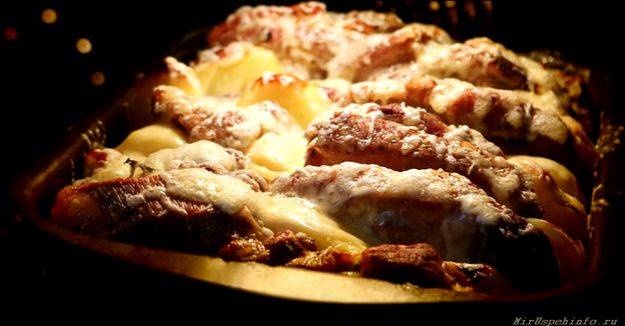 Жаркое по-домашнему из свинины и картофеля: 9 популярных рецептов