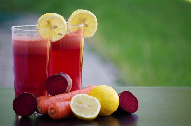 Три рецепта вкусного яблочного смузи: что приготовить для пользы здоровья и фигуры
