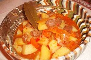 Рецепт вкусной свинины с овощами в мультиварке