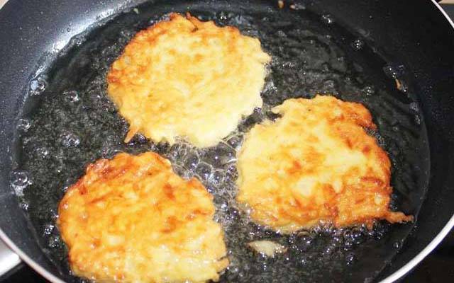Картофельные драники с грибами