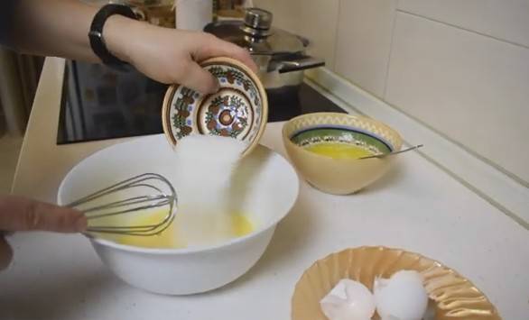 Дрожжевая выпечка - 1349 домашних вкусных рецептов приготовления