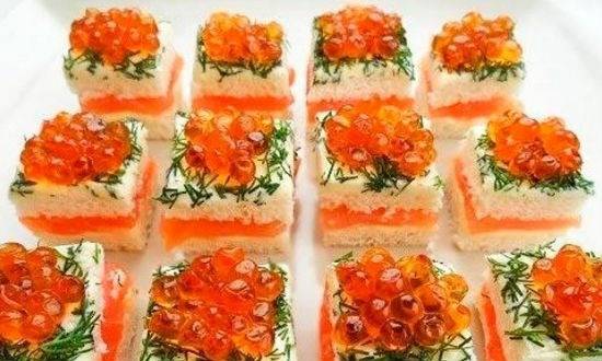 Бутерброды с селедкой