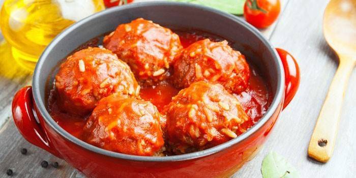 Плов с фаршем в мультиварке