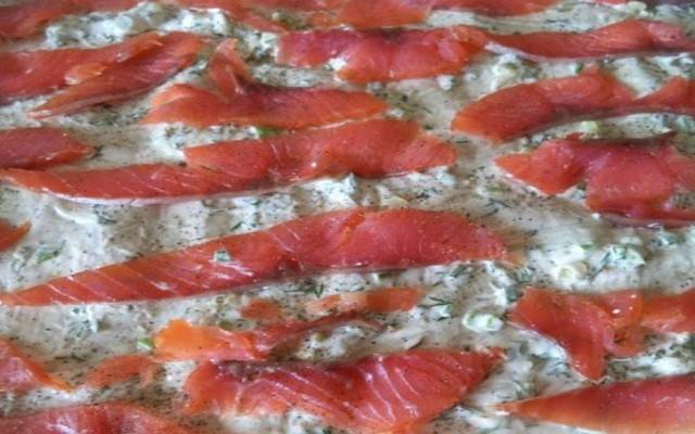 Лаваш с семгой: рецепт закуски, которой всегда хочется еще