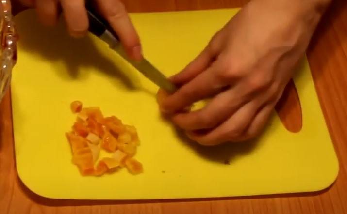 Салат «изумрудный браслет» с курицей и киви: рецепты, советы по приготовлению и оформлению