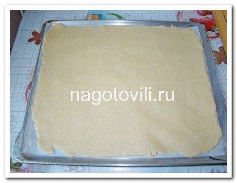 Пирожное школьное (глазированная песочная полоска с повидлом)