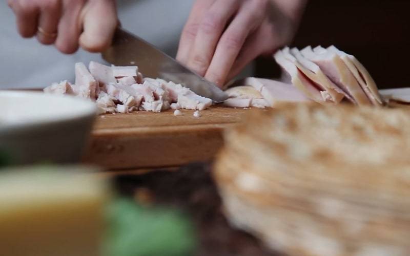 Готовим вкуснейшую мексиканскую кесадилью с курицей