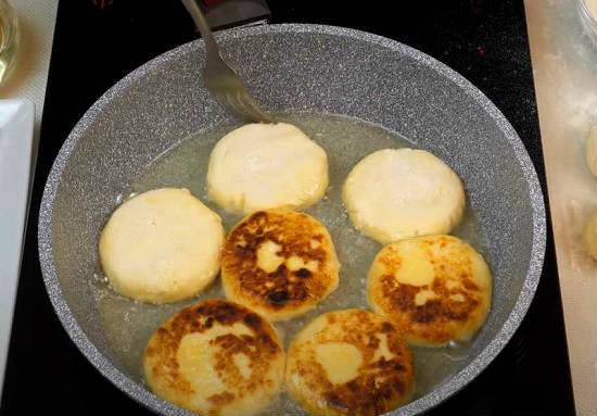 Как приготовить вкусные сырники без муки? рецепт