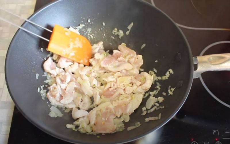 Готовим вкуснейшую мексиканскую кесадилью с курицей