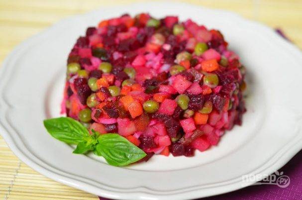 Салат из селедки и свеклы: 7 вкуснейших рецептов с фото