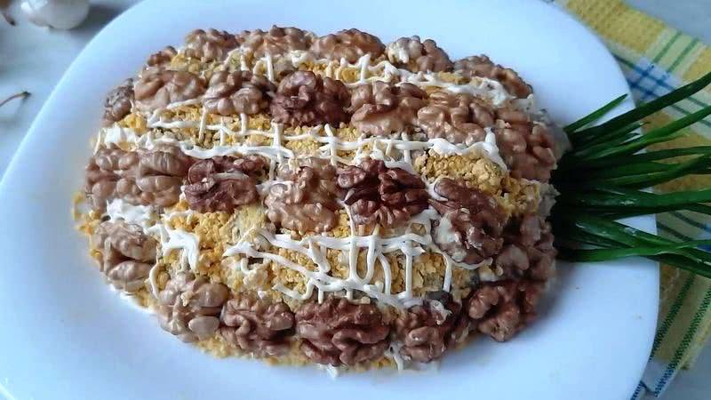 20 простых и очень вкусных салатов с шампиньонами