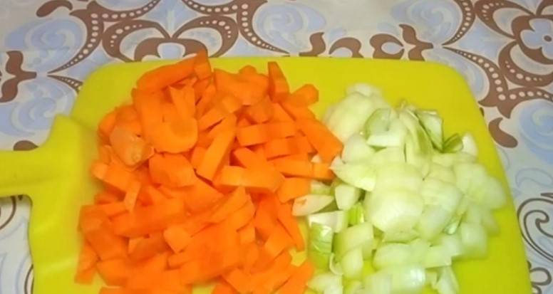 Говяжья печень с картошкой и сыром в духовке