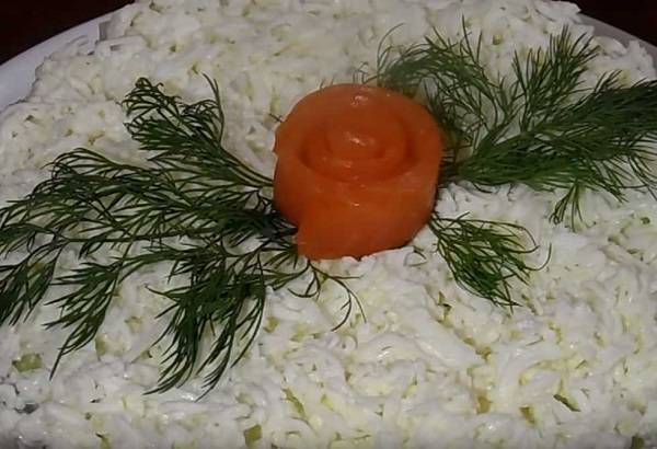 Царский салат с семгой: очень вкусные рецепты