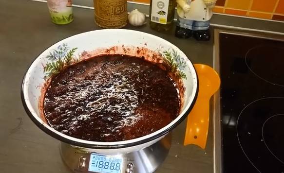 Вкуснейшее варенье из жимолости