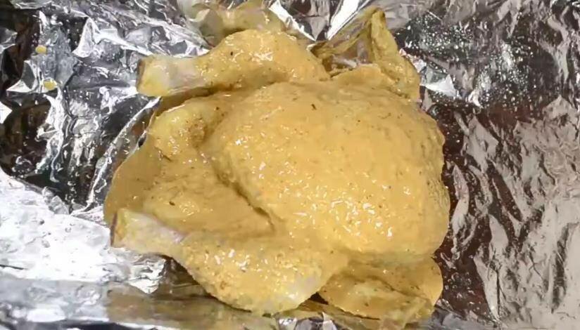 Курица в духовке целиком