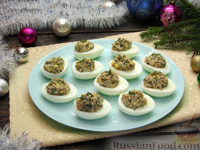 Как фаршировать яйца грибами: 9 простых рецептов