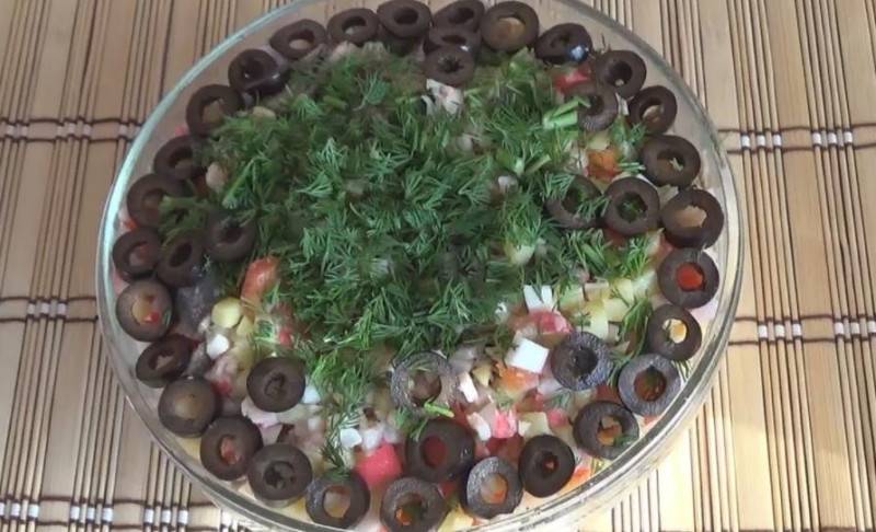 Вкусные салаты с яйцом и зелёным луком: подборка летних рецептов