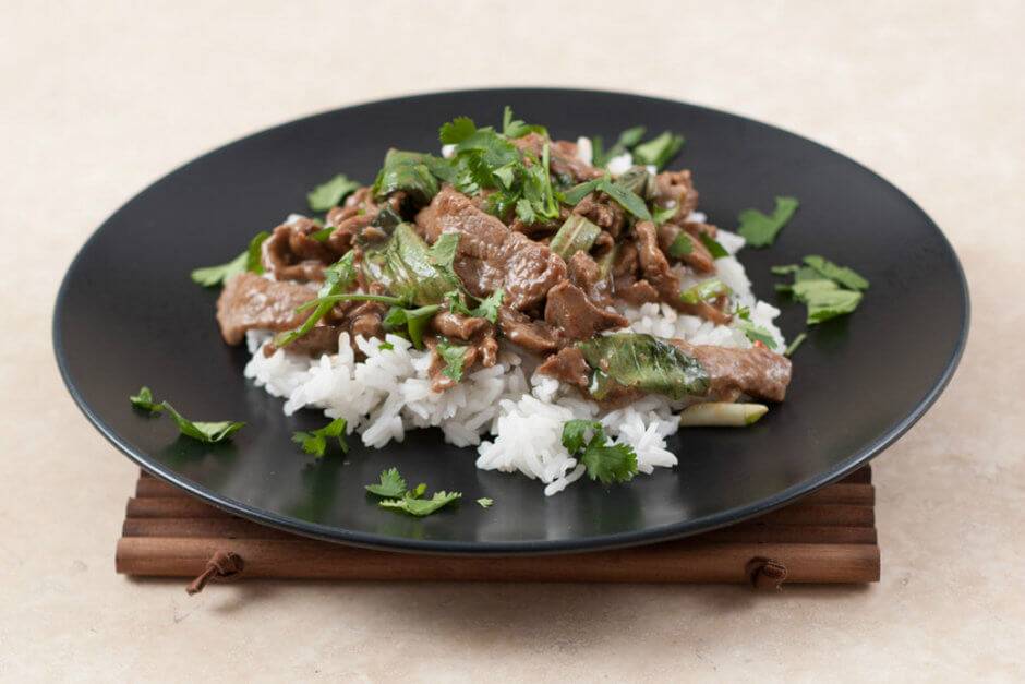Любимые блюда азиатской кухни, которые вы захотите повторить дома