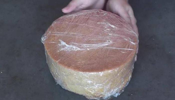 Бисквитный рулет с творожным кремом