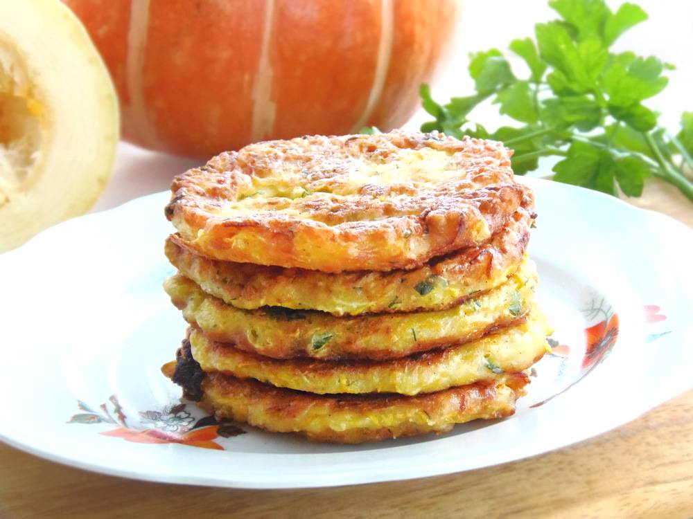 Оладьи из тыквы – 6 быстрых и вкусных рецепта