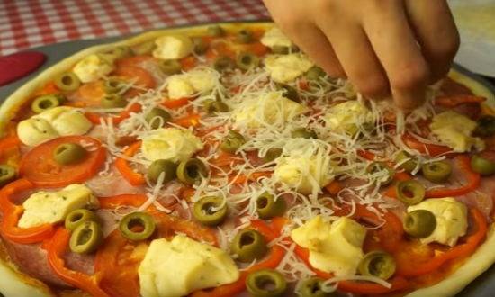 Пицца как в пиццерии в домашних условиях: самые вкусные и простые рецепты домашней пиццы и теста для нее с пошаговым описанием, фото и видео