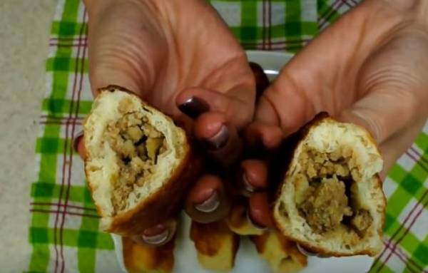 Пирожки с картошкой, испечённые в духовке