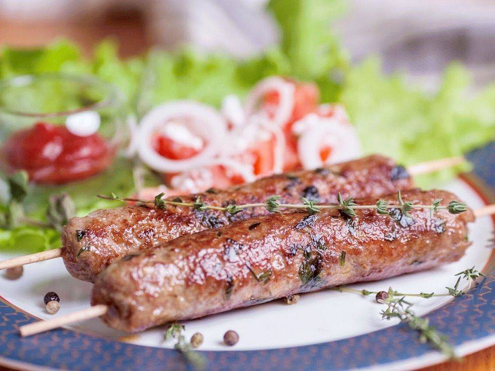 Чевапчичи - вкусные балканские мясные колбаски. экопарк  z