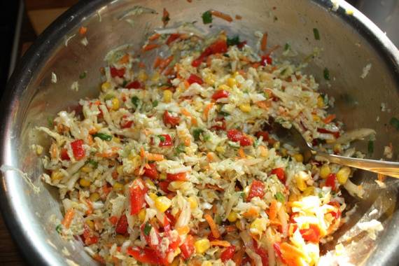 Салат из пекинской капусты