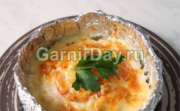 Картошка с овощами в духовке: в фольге, рукаве, горшочках