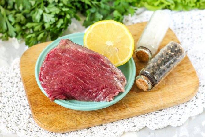 Карпаччо из сырокопченой куриной грудки: рецепт с фото