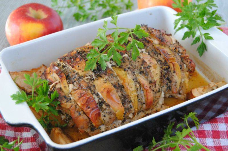 Гармошка из свинины с помидорами, грибами и сыром: пошаговый рецепт с фото | меню недели