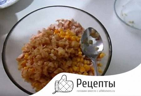 Блинный салат с курицей: 2 вкусных рецепта