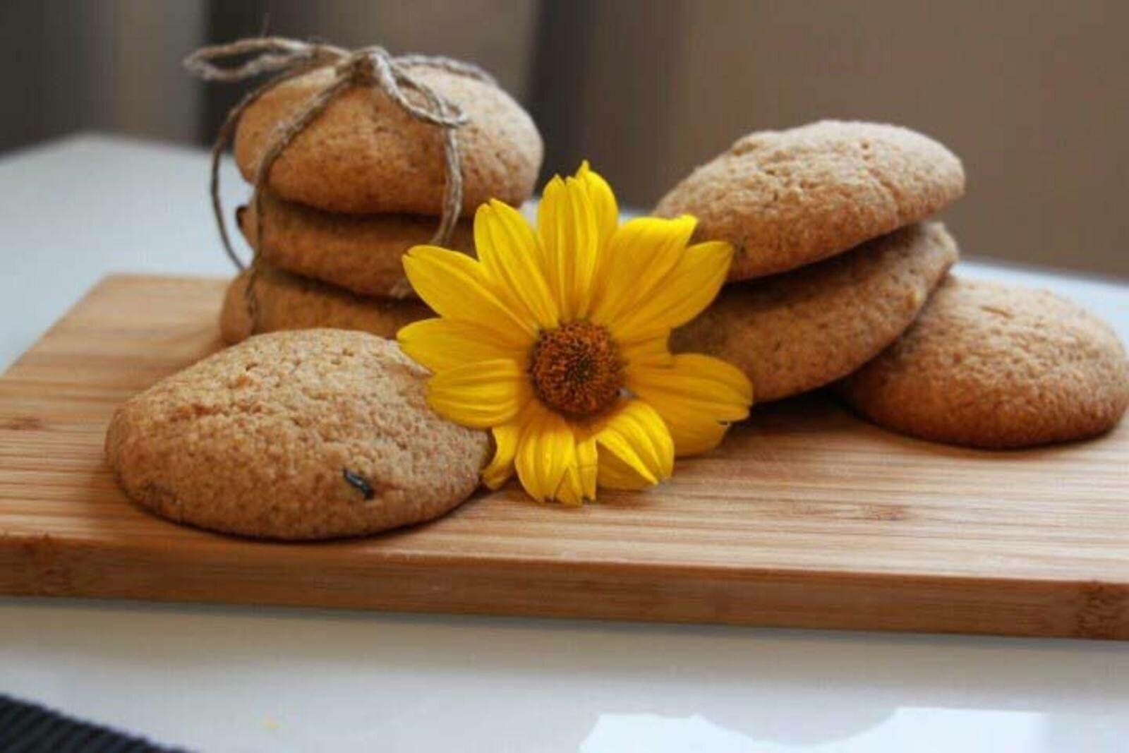 С какого возраста можно попробовать печенье ввести в прикорм ребенку