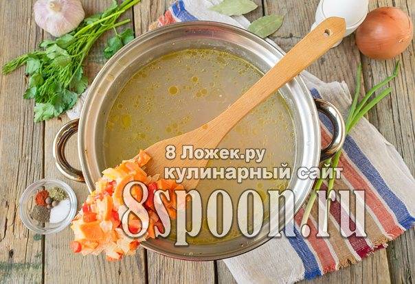 Весеннее меню: рецепты салатов и супов
