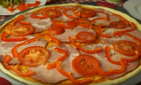 Пицца как в пиццерии в домашних условиях: самые вкусные и простые рецепты домашней пиццы и теста для нее с пошаговым описанием, фото и видео