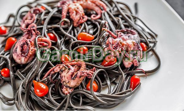 Паста с морепродуктами в сливочном соусе