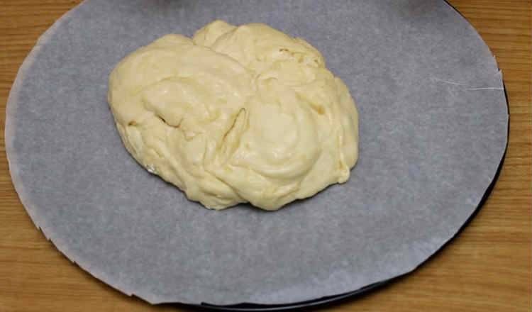Пицца с ананасами