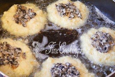 Картофельные драники с грибами