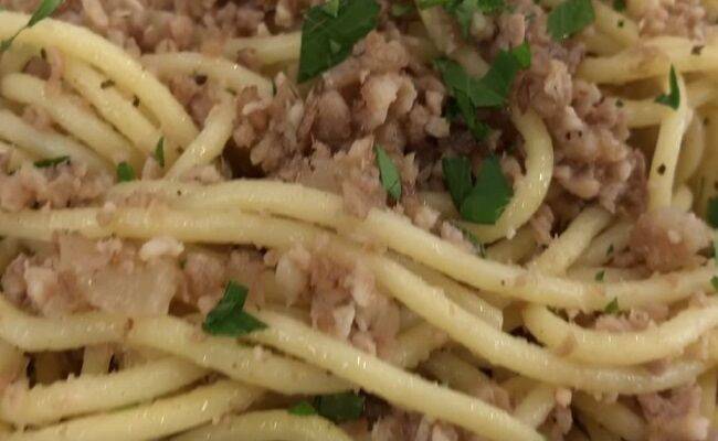 Готовим макароны по-флотски с фаршем на сковороде