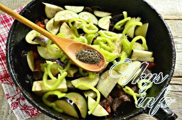 Рулетики из баклажанов с сыром и чесноком