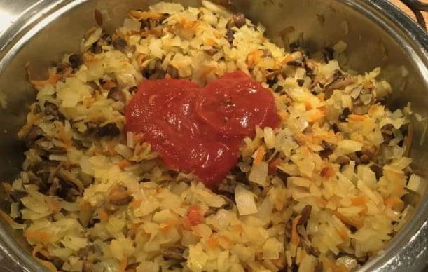 Овощное рагу с картошкой и капустой