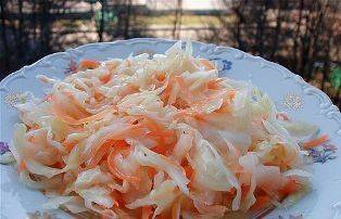 Как приготовить квашеную капусту с медом