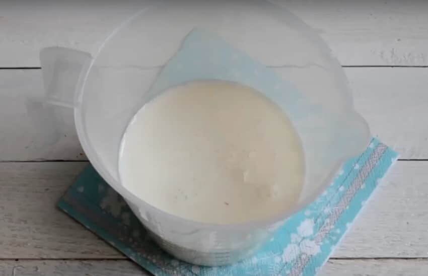 Оладушки на дрожжах. толстые, пышные и воздушные. 7 рецептов